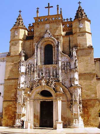 Monasterio de Santa Cruz Monasterio de Santa Cruz